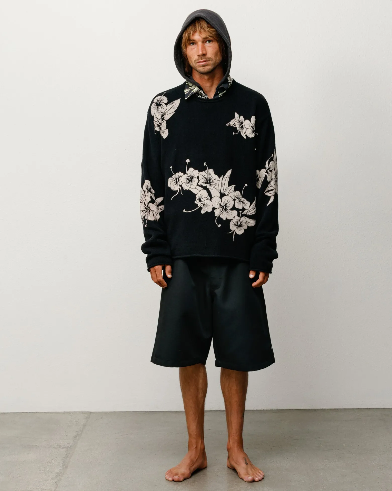 FLORAL ROLL NECK SWEATER