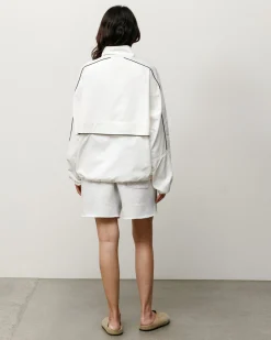 LIGHTWEIGHT PULLOVER JACKET